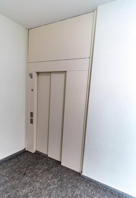 Appartement 1br Near - Fb6 *